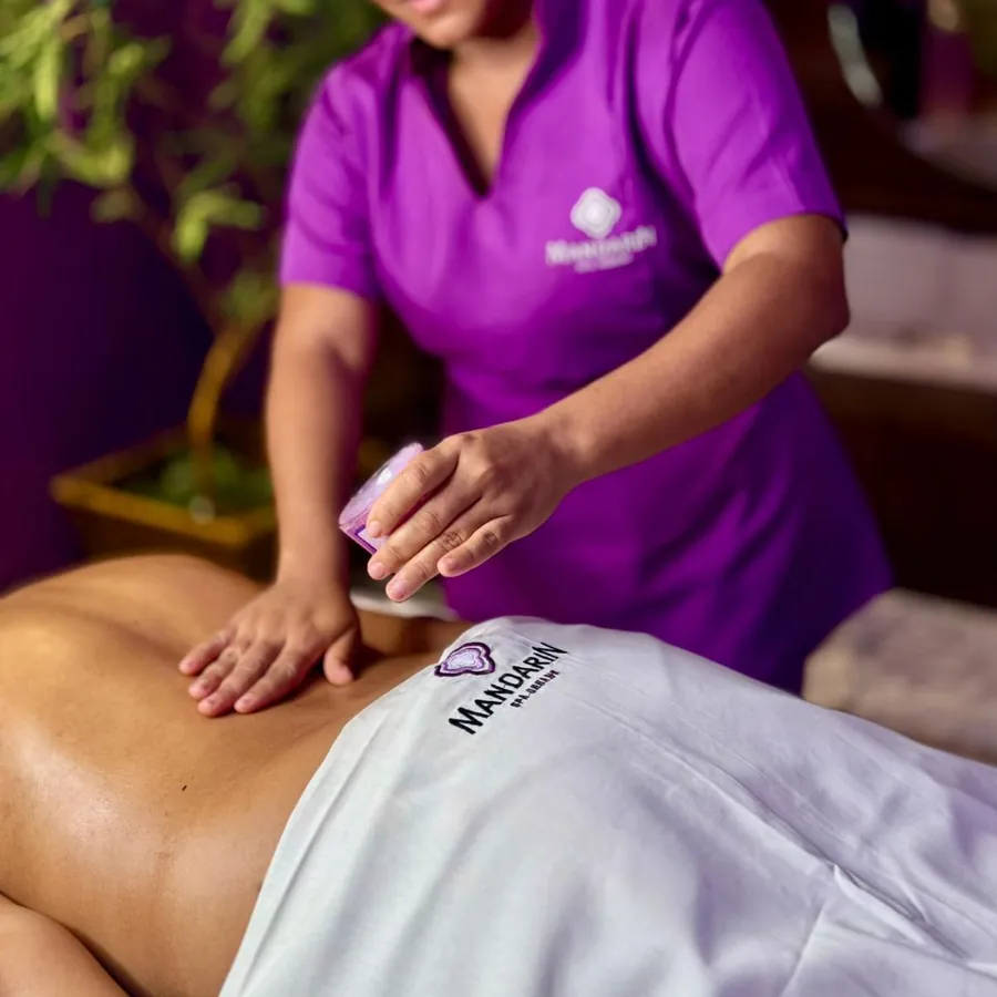 Massagem no Mandarin Spa